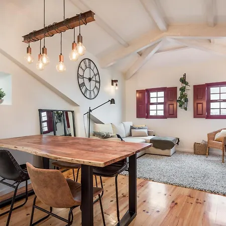 Get A Train And View 波尔图