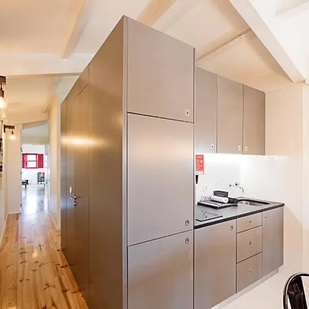 Get A Train And View Oporto